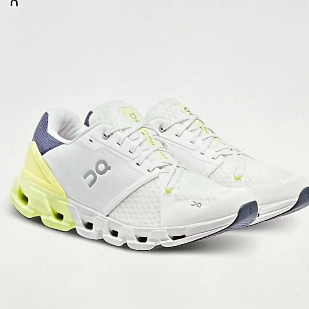 On Running Cloudflyer 4 Sneaker in Glacier/Meadow Color Size  14